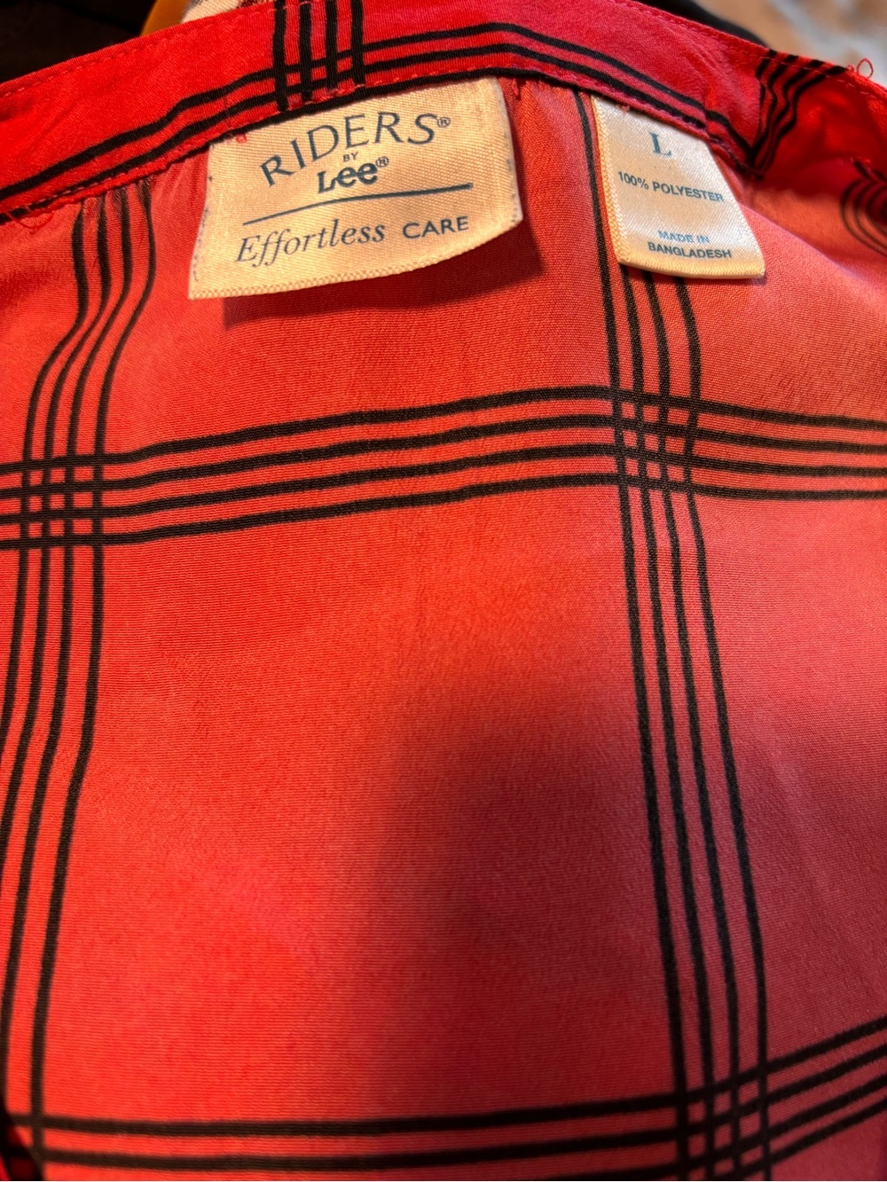 Shirt size large - Picture 4 of 4